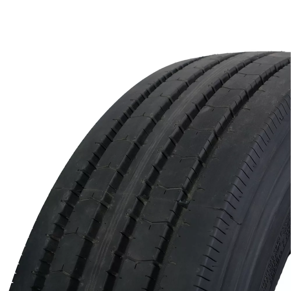 Грузовая шина 285/70 R19,5 Long March LM-216 18PR в Кировске