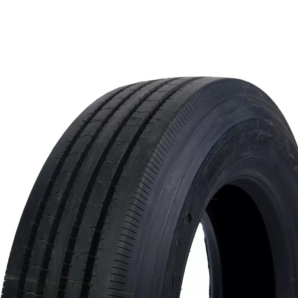 Грузовая шина 215/75 R17,5 Long March LM-216 16PR в Кировске