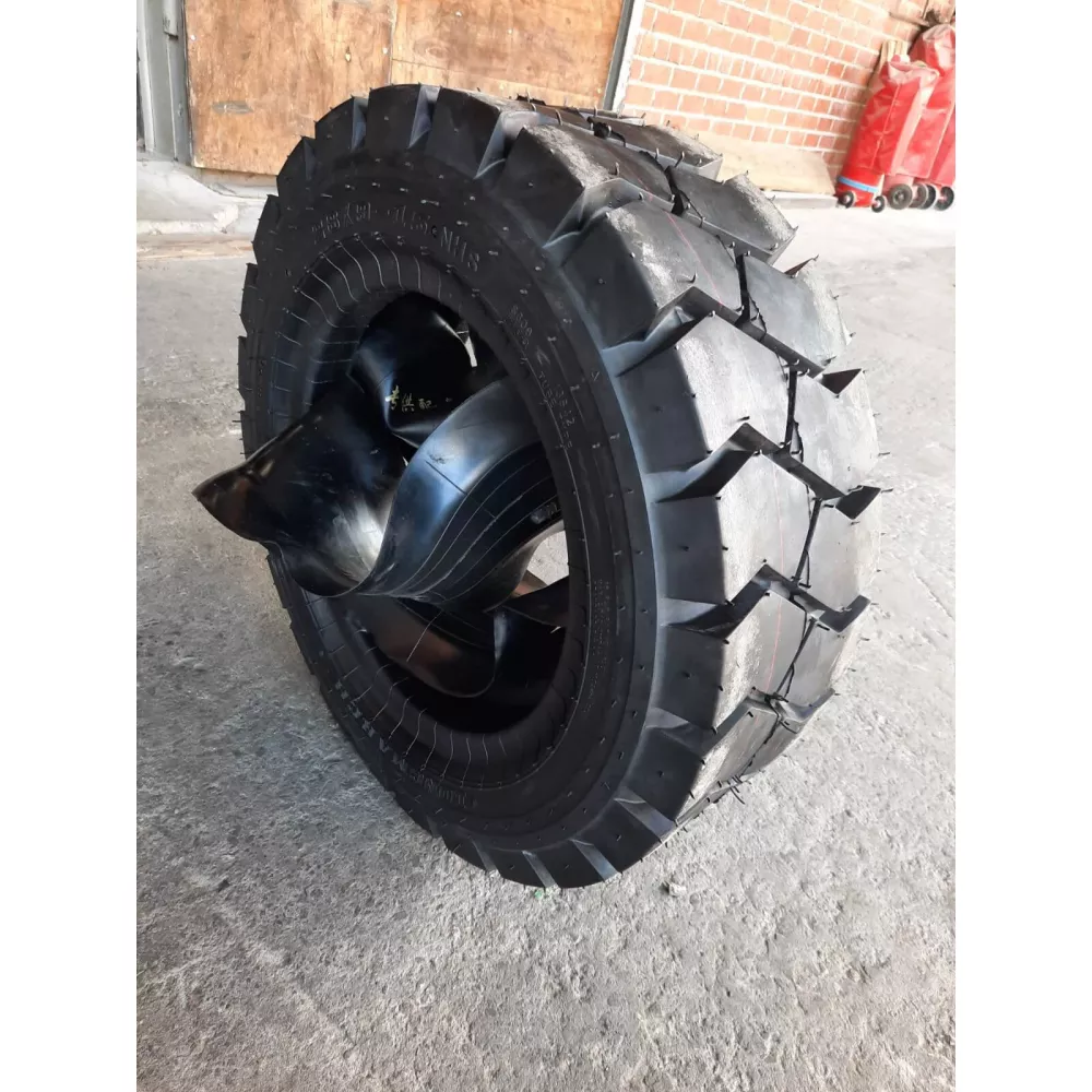 Спецшина 28х9-15 Long march S-606 16 PLY в Кировске