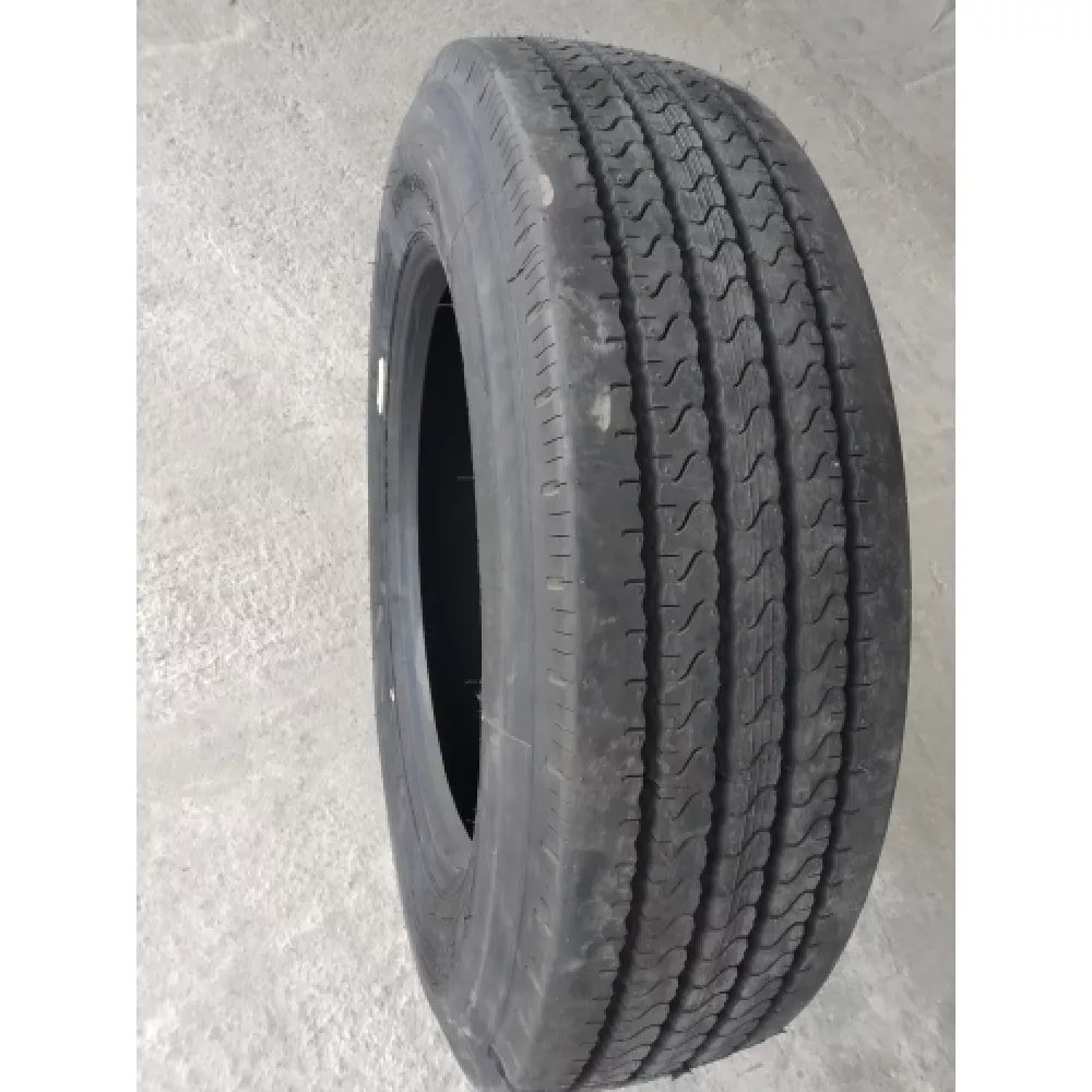 Грузовая шина 255/70 R22,5 Long March LM-120 16PR в Кировске